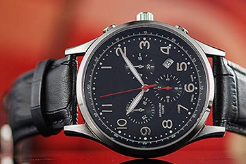 欧米茄手表走慢了维修